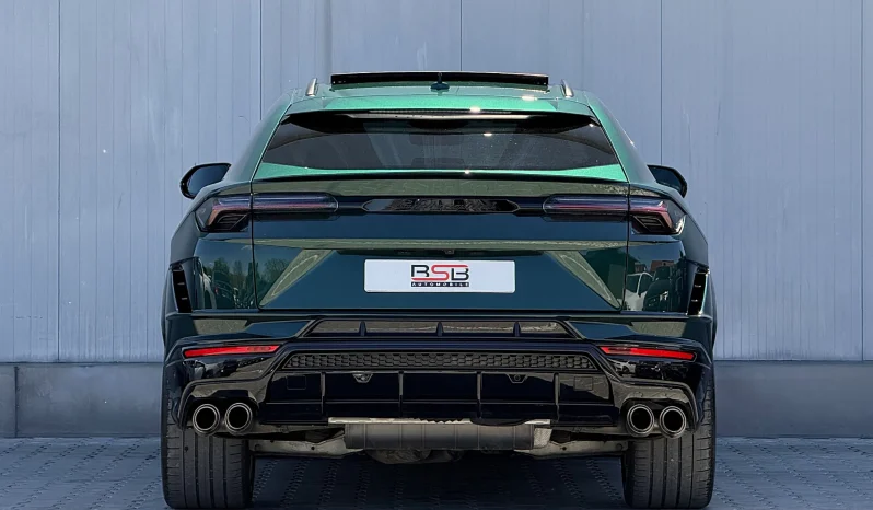 
								Lamborghini URUS Standard full									