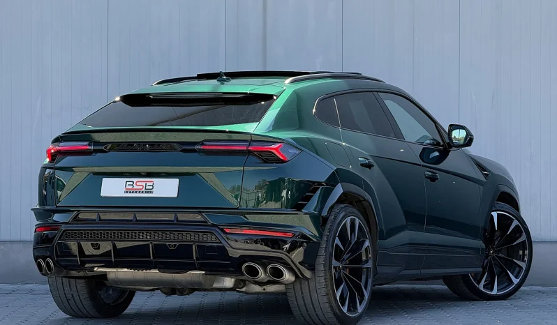 
								Lamborghini URUS Standard full									