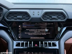 
										Lamborghini URUS Standard full									