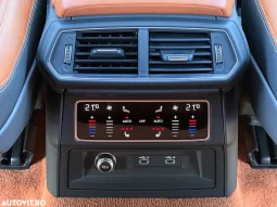 
										Lamborghini URUS Standard full									