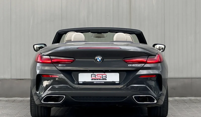 
								BMW Seria 8 full									