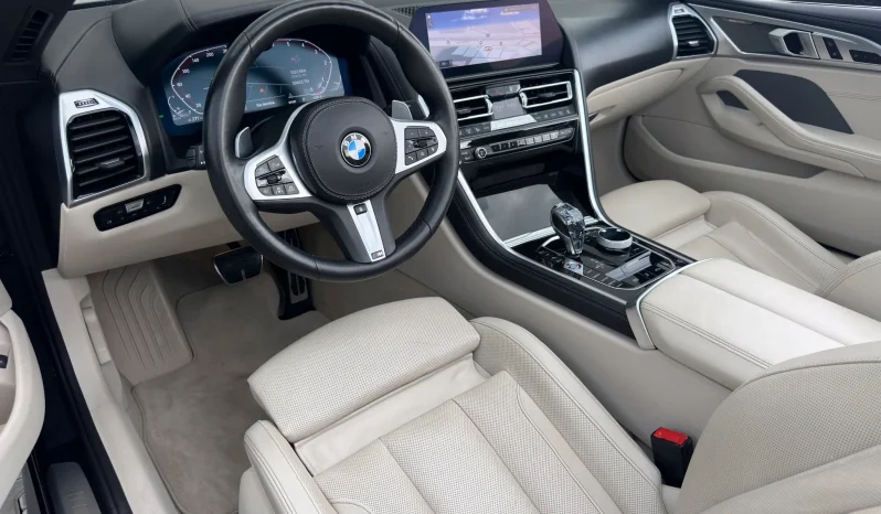 
								BMW Seria 8 full									