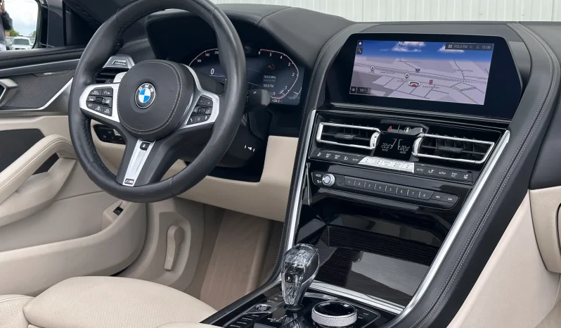 
								BMW Seria 8 full									