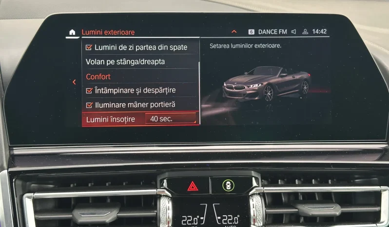 
								BMW Seria 8 full									