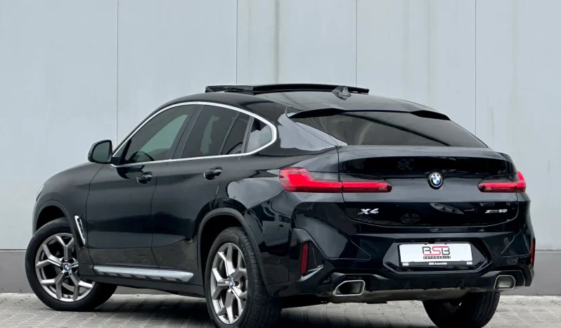 
								BMW X4 xDrive30i AT MHEV full									