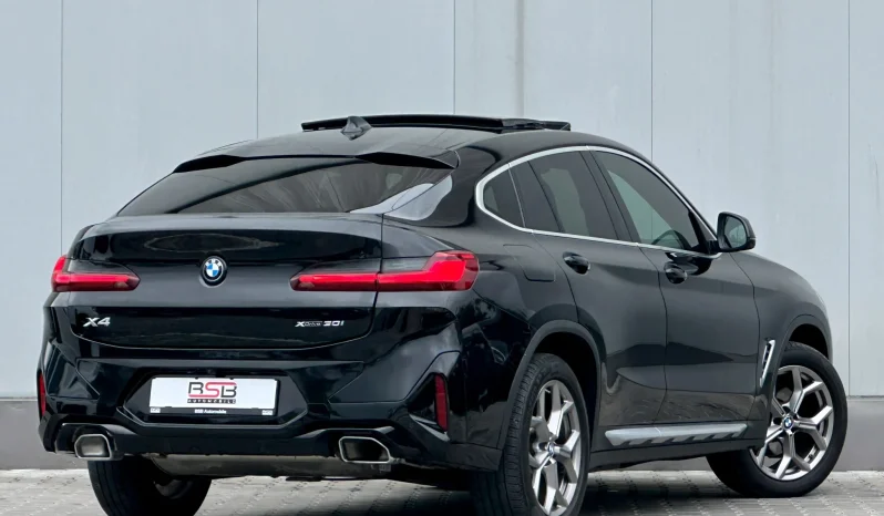
								BMW X4 xDrive30i AT MHEV full									