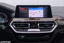 
										BMW X4 xDrive30i AT MHEV full									