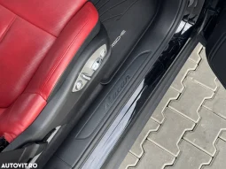 
										Porsche Macan Standard full									