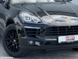 
										Porsche Macan Standard full									