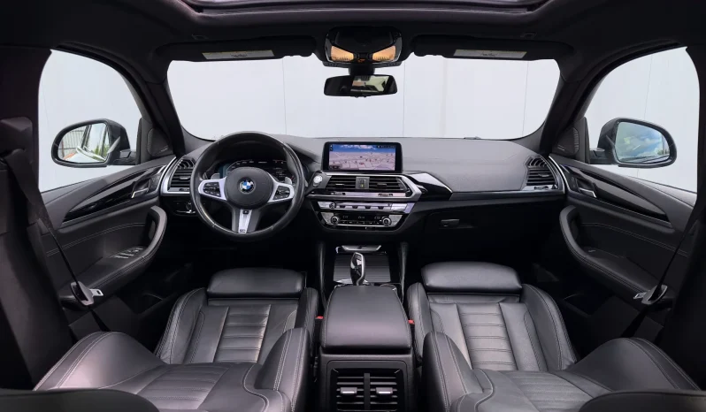 
								BMW X4 M M40i Sport Edition full									