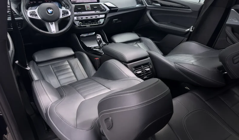 
								BMW X4 M M40i Sport Edition full									