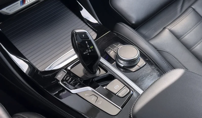 
								BMW X4 M M40i Sport Edition full									