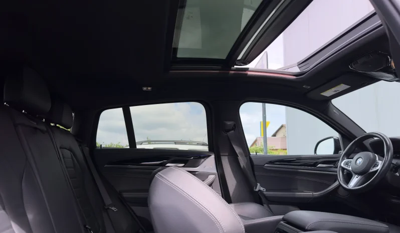 
								BMW X4 M M40i Sport Edition full									