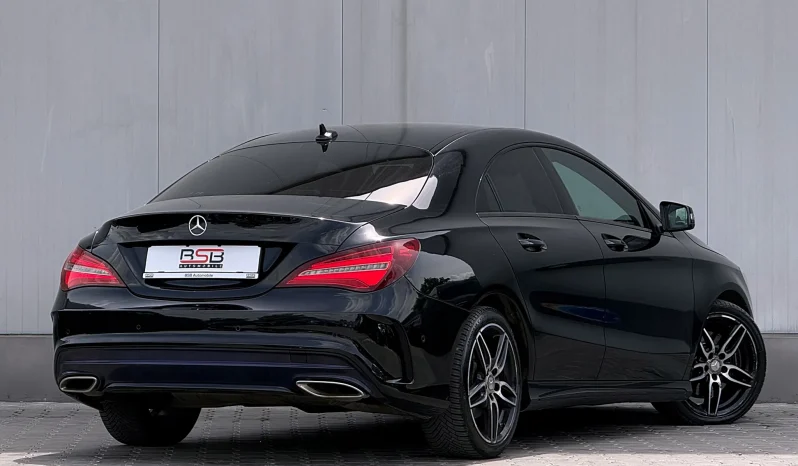 
								Mercedes-Benz CLA 220 d 7G-DCT AMG Line full									