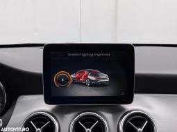 
										Mercedes-Benz CLA 220 d 7G-DCT AMG Line full									