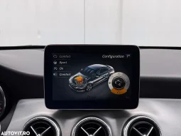 
										Mercedes-Benz CLA 220 d 7G-DCT AMG Line full									