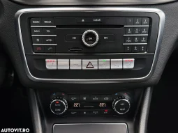 
										Mercedes-Benz CLA 220 d 7G-DCT AMG Line full									