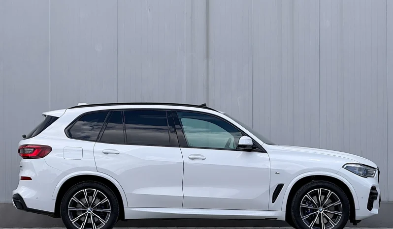 
								BMW X5 xDrive40i full									