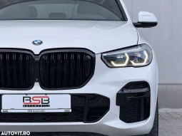 
										BMW X5 xDrive40i full									