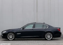 
										BMW Seria 7 730d Edition Exclusive full									