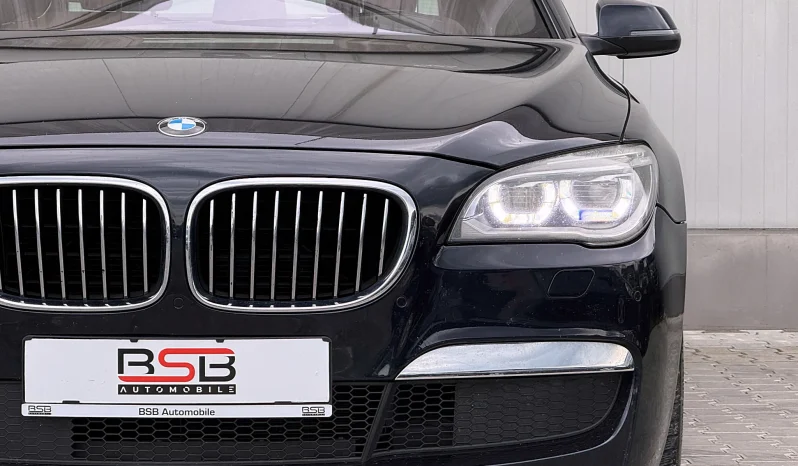 
								BMW Seria 7 730d Edition Exclusive full									