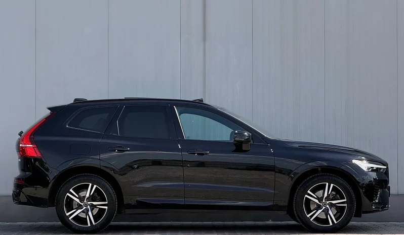 
								Volvo XC 60 B4 D AWD Ultimate Dark full									