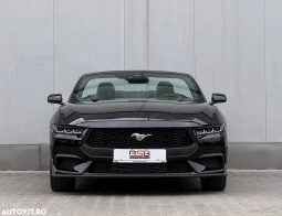 
										Ford Mustang Cabrio 2.3 Eco Boost full									