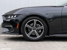 
										Ford Mustang Cabrio 2.3 Eco Boost full									