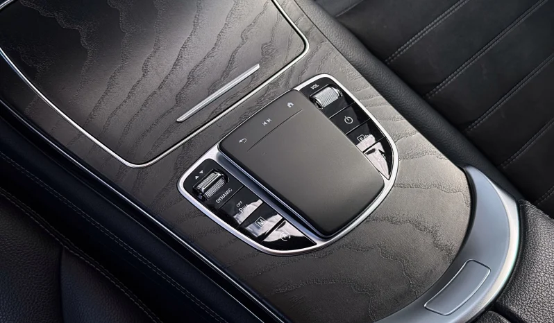 
								Mercedes-Benz GLC Coupe 220 d 4Matic 9G-TRONIC AMG Line full									