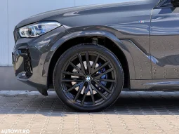 
										BMW X6 xDrive30d AT MHEV full									