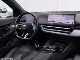 
										BMW Seria 5 520d xDrive AT MHEV full									