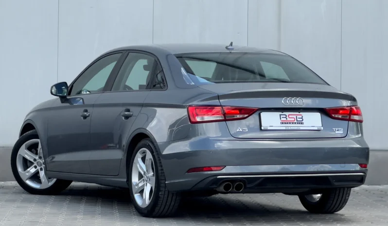 
								Audi A3 Limuzina 1.4 TFSI COD ultra S tronic Design full									