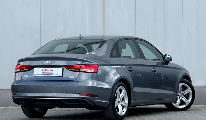 
								Audi A3 Limuzina 1.4 TFSI COD ultra S tronic Design full									