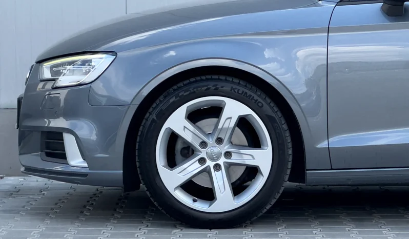 
								Audi A3 Limuzina 1.4 TFSI COD ultra S tronic Design full									