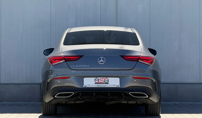 
								Mercedes-Benz CLA 200 full									