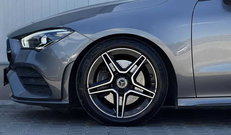 
								Mercedes-Benz CLA 200 full									