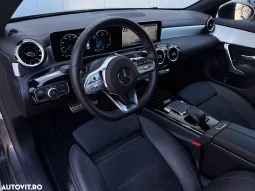 
										Mercedes-Benz CLA 200 full									