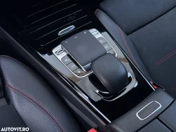 
										Mercedes-Benz CLA 200 full									