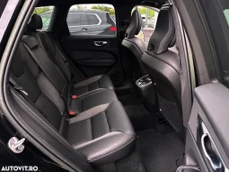 
										Volvo XC 60 B4 D AWD Plus Dark full									