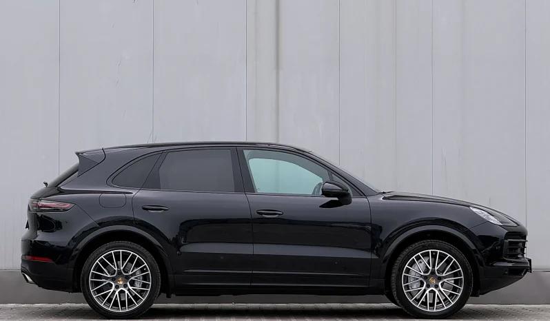 
								Porsche Cayenne Tiptronic S Platinum Edition full									