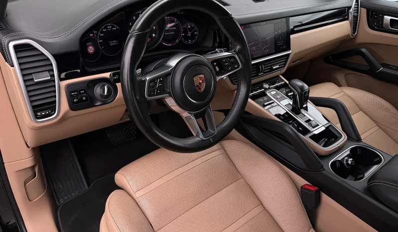 
								Porsche Cayenne Tiptronic S Platinum Edition full									