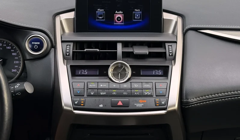 
								Lexus Seria NX 300h AWD Luxury full									