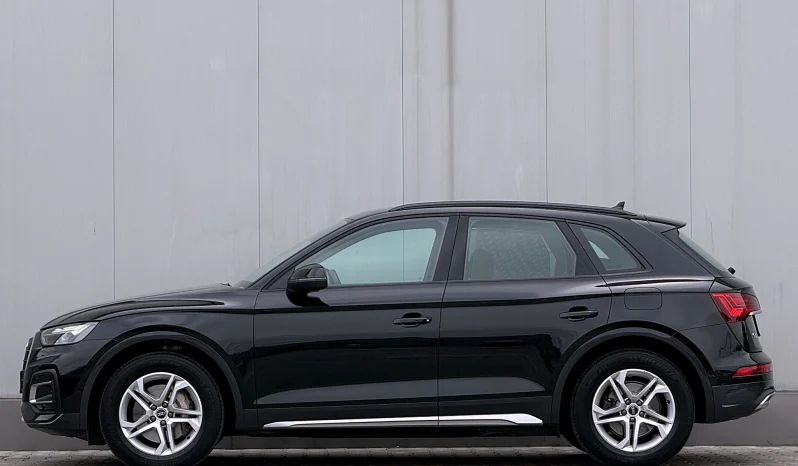 
								Audi Q5 50 TFSI e quattro S tronic PHEV S Line full									