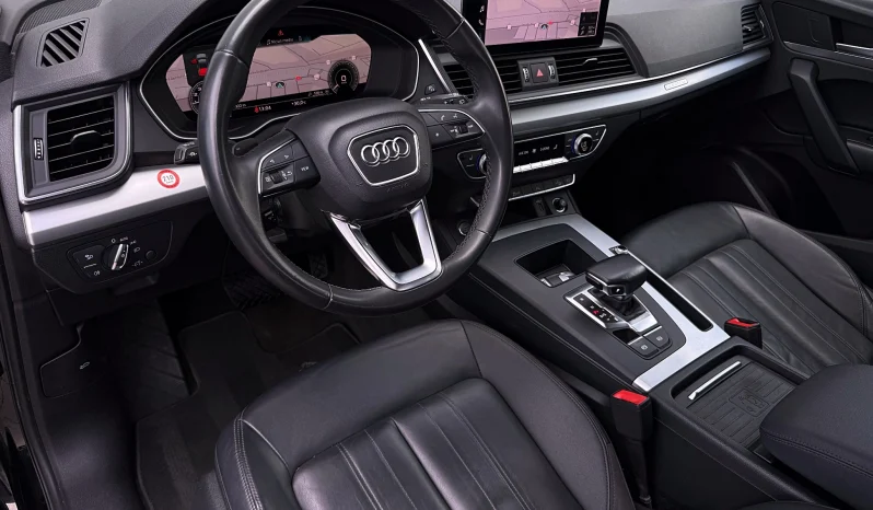 
								Audi Q5 50 TFSI e quattro S tronic PHEV S Line full									