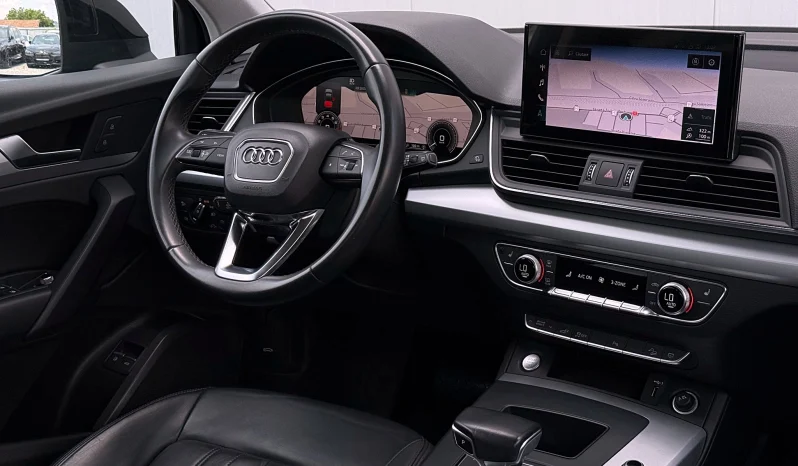 
								Audi Q5 50 TFSI e quattro S tronic PHEV S Line full									