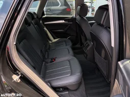 
										Audi Q5 50 TFSI e quattro S tronic PHEV S Line full									
