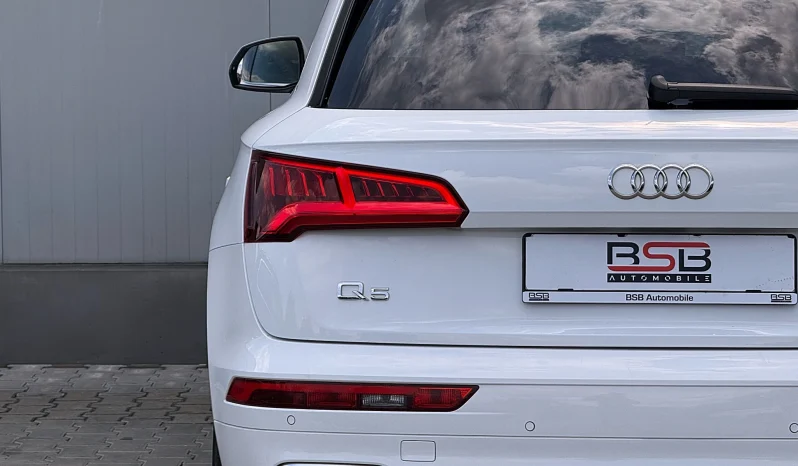 
								Audi Q5 2.0 40 TDI quattro S tronic Design full									