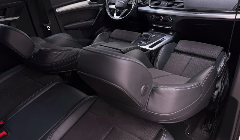 
								Audi Q5 2.0 40 TDI quattro S tronic Design full									