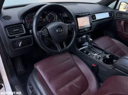 
										Volkswagen Touareg full									