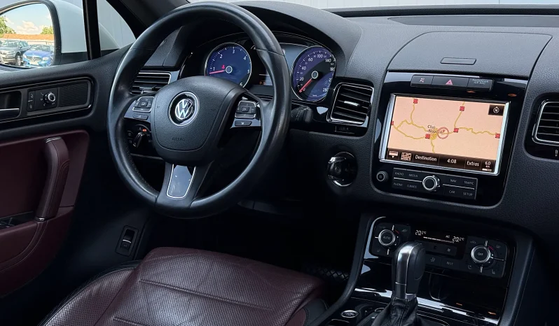
								Volkswagen Touareg full									